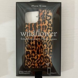 Wildflower Leopard Love Case